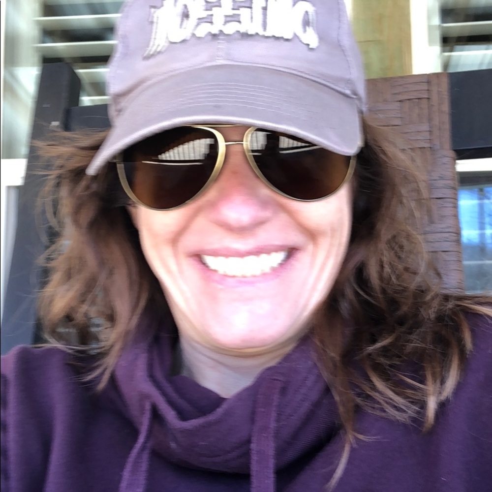 Meet your Posher, Stacey